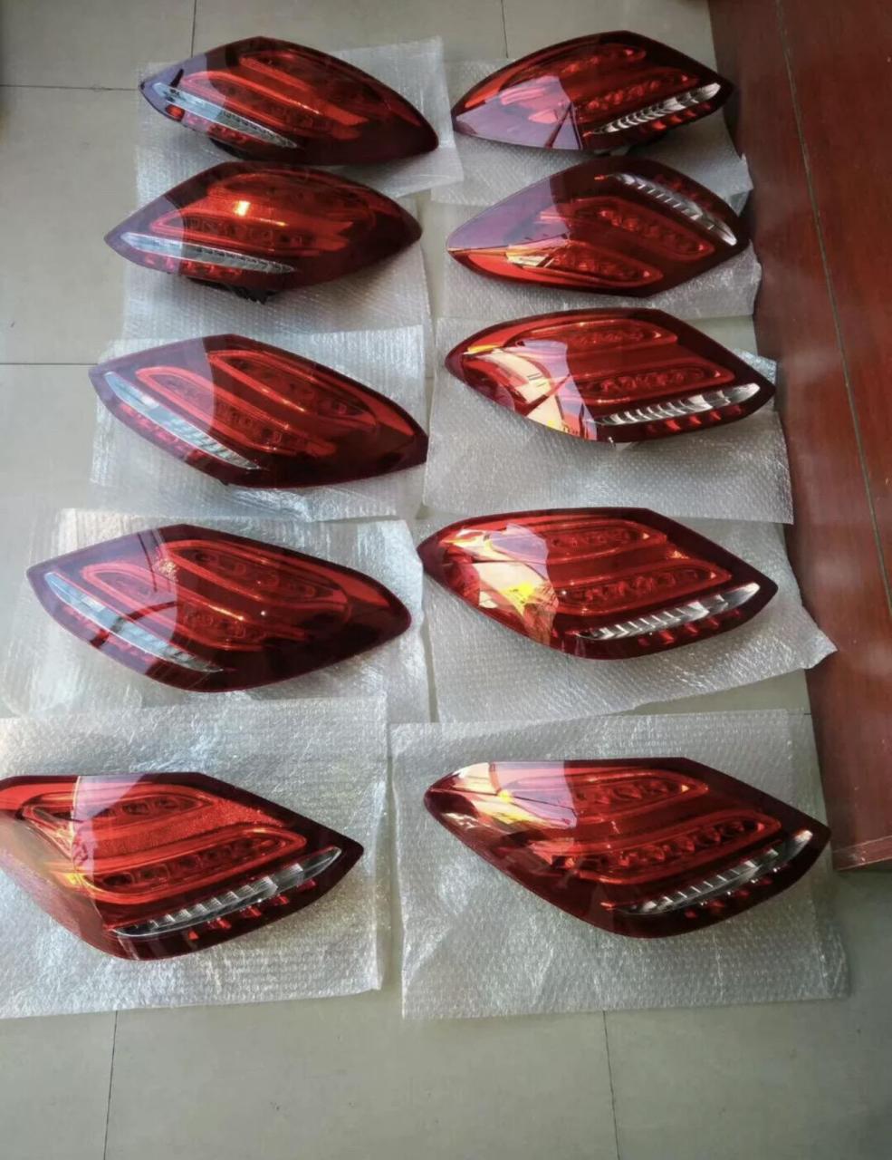 奔驰c级后尾灯新款老款奔驰w205尾灯c200c260c300c320尾灯 奔驰w205后