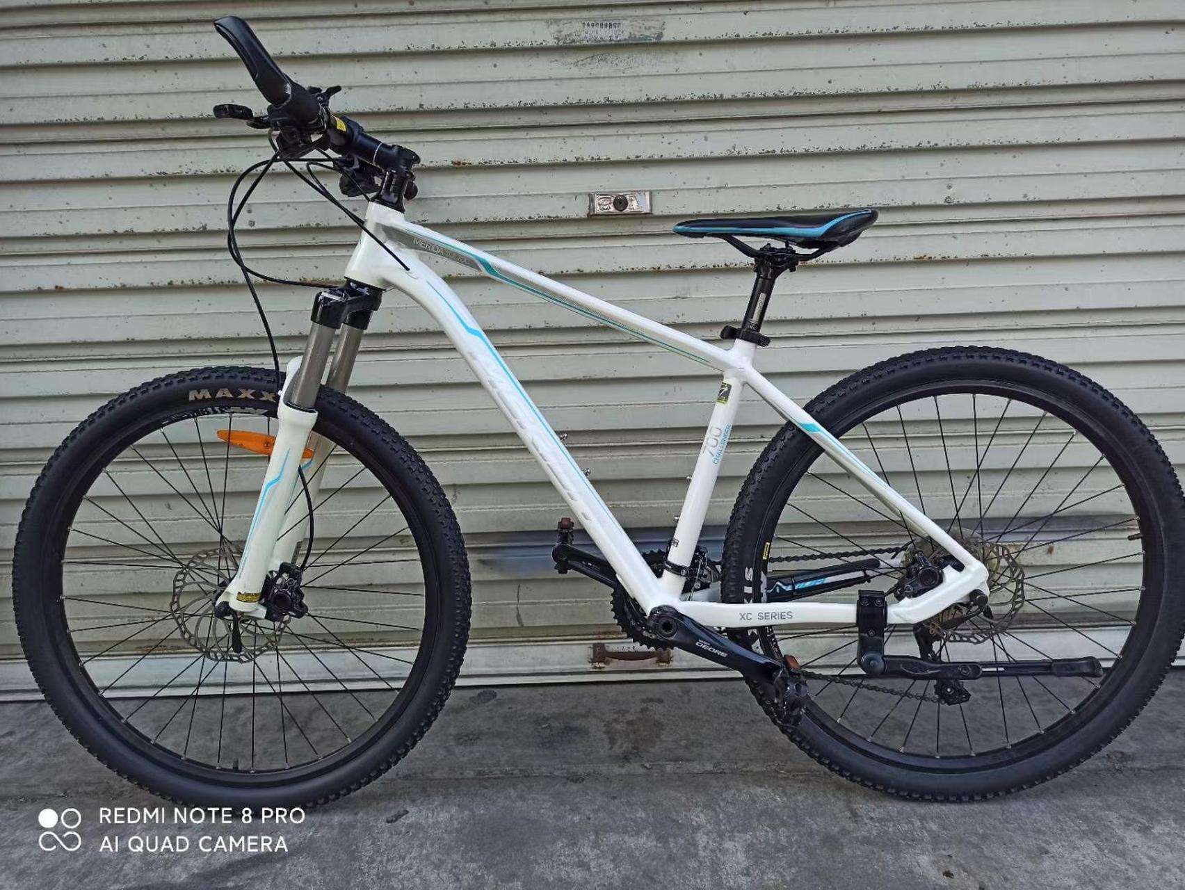 美利达挑战者700.玛古拉20速油刹,17寸车架,27.5寸轮组,线控气压前叉