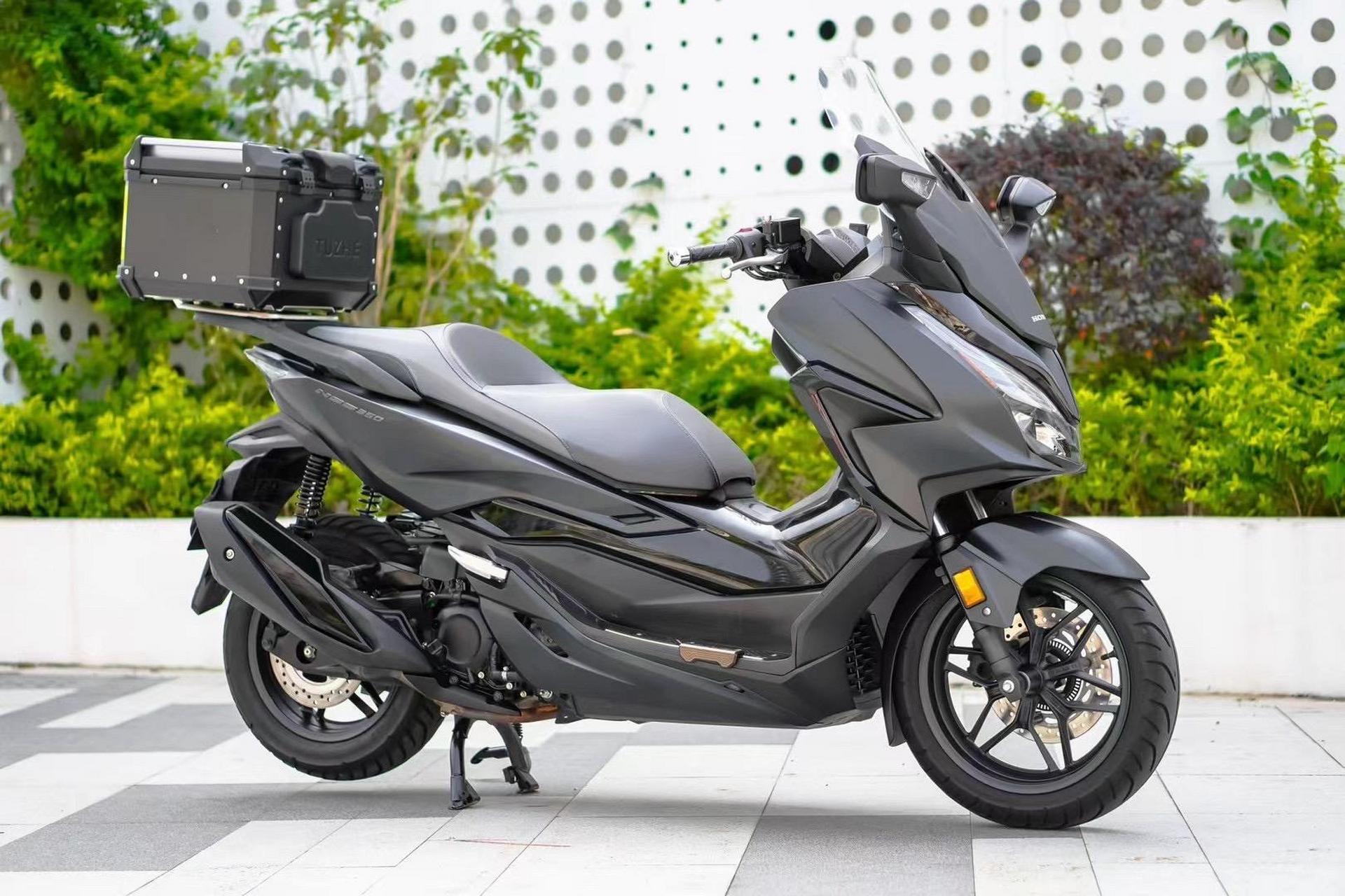 本田佛沙nss350(大贸进口版)7000公里,牌证齐全,全国过户,途者后尾箱