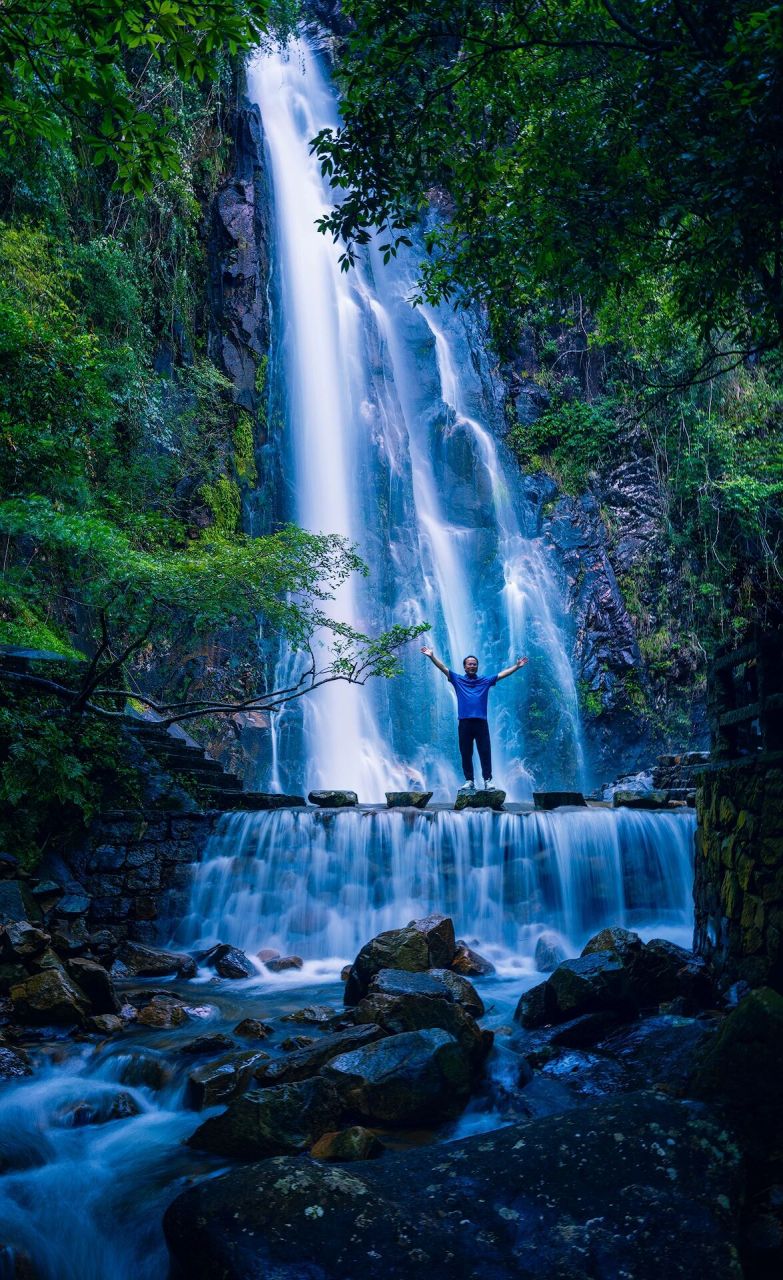 今天重点给你们分享广西贺州姑婆山仙姑瀑布.