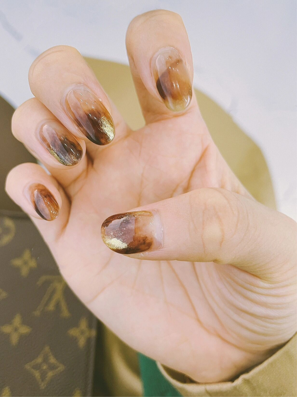 会开心 哈哈哈 97对于哺乳期美甲总是容易被定义为有伤害和太任性