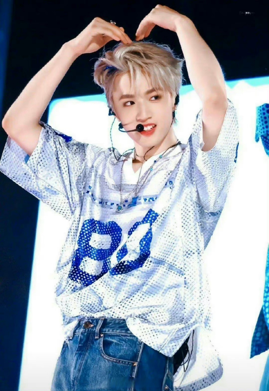 刘宇和刘耀文穿了相同的衣服,大家喜欢谁的演绎?