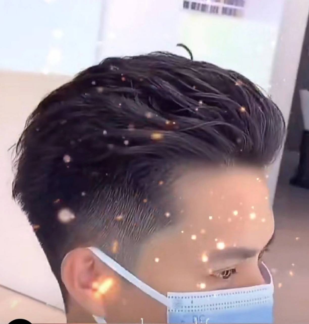 纹理烫全头后背真的很好看 太帅了,第一次做没想到这么成功,远远超出