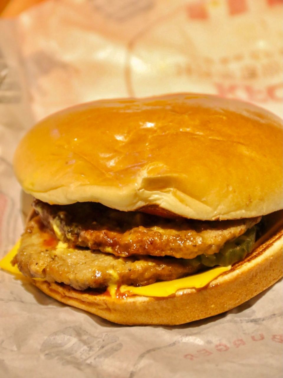 kfc新品|超级给力的汁汁双层嫩牛堡 肯德基新品~ 汁汁双层嫩牛堡 超