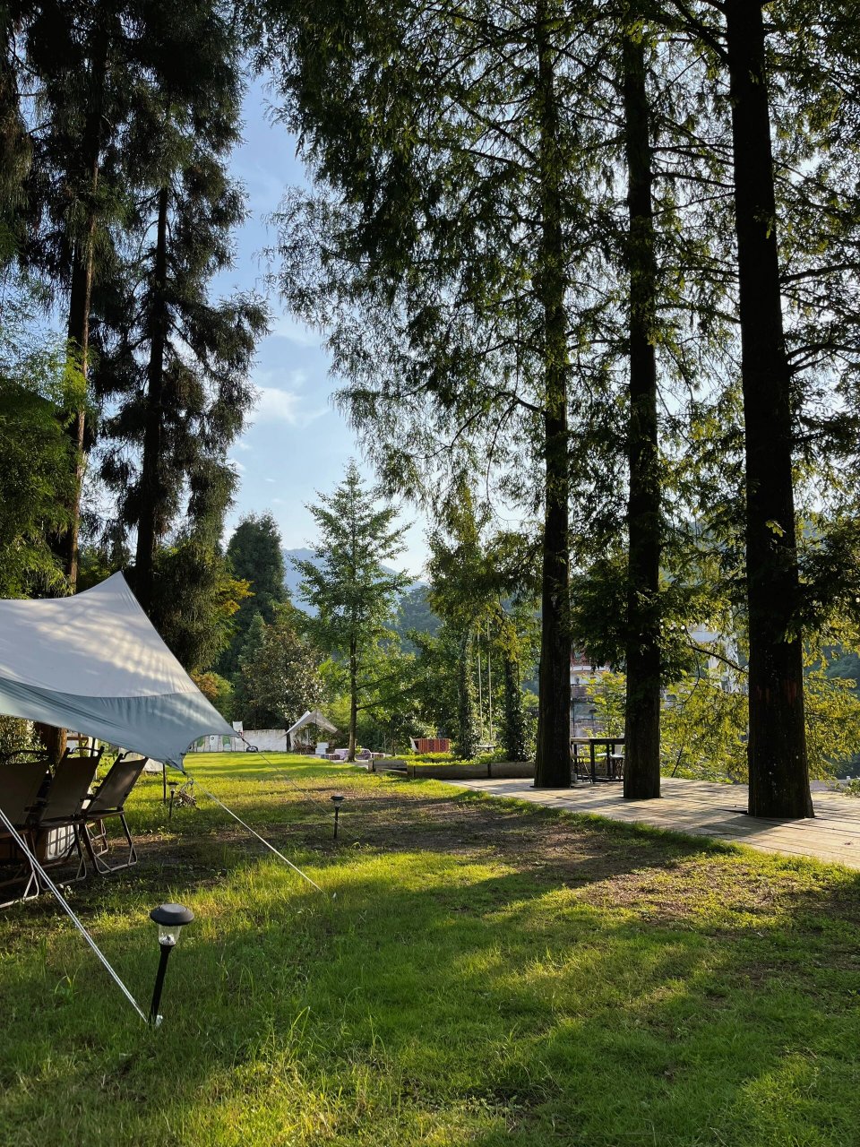 雅安露营,人少不打挤,景区旁有山有水 ?