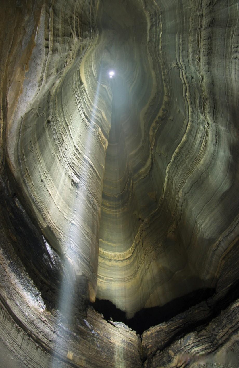埃里森洞穴(ellisons cave),位于美国佐治亚州,洞穴深约179米,洞穴的