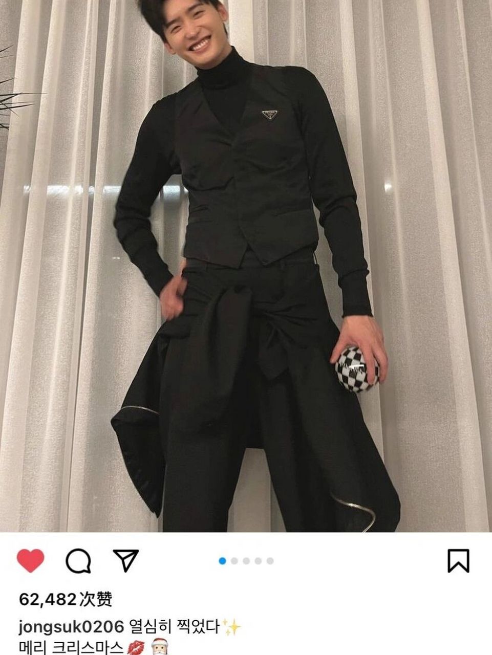 李钟硕更新ins090909 292369 40259978 0305