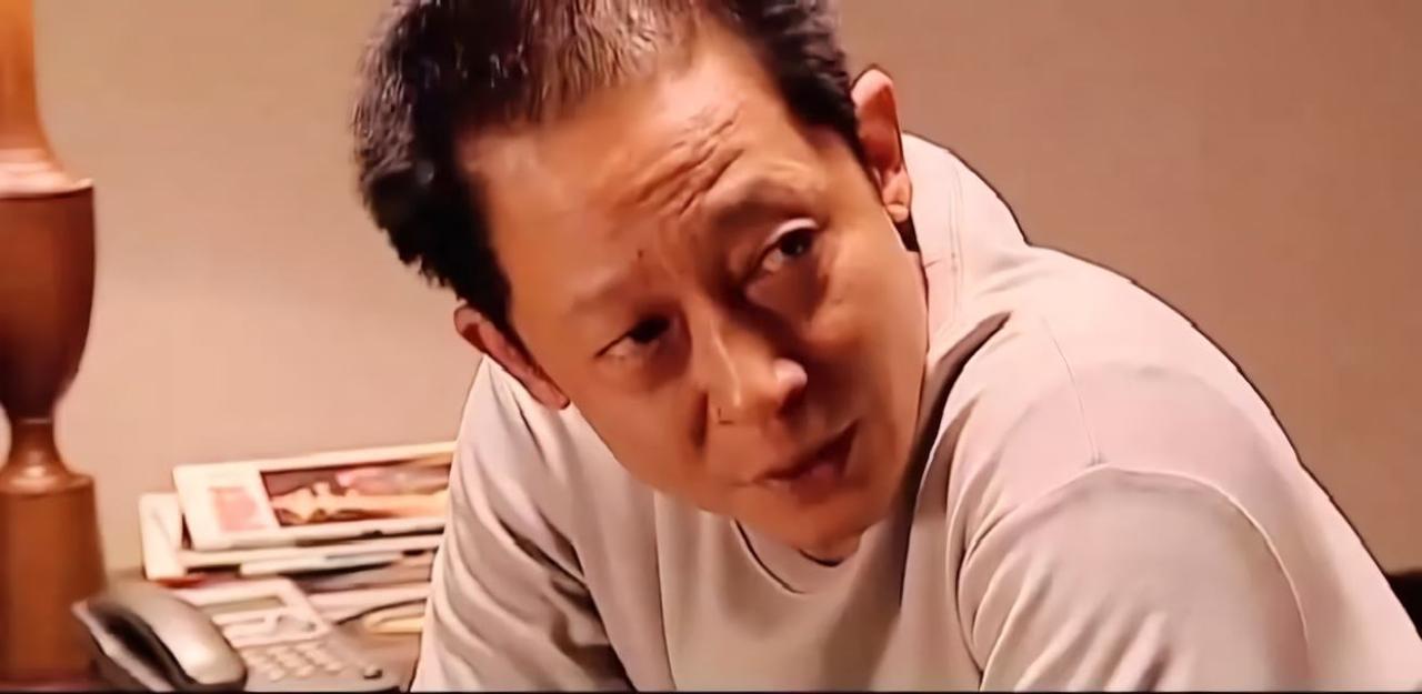 王志文和李幼斌在拍摄电影《旗袍》时,因为争抢镜头而在片场发生了