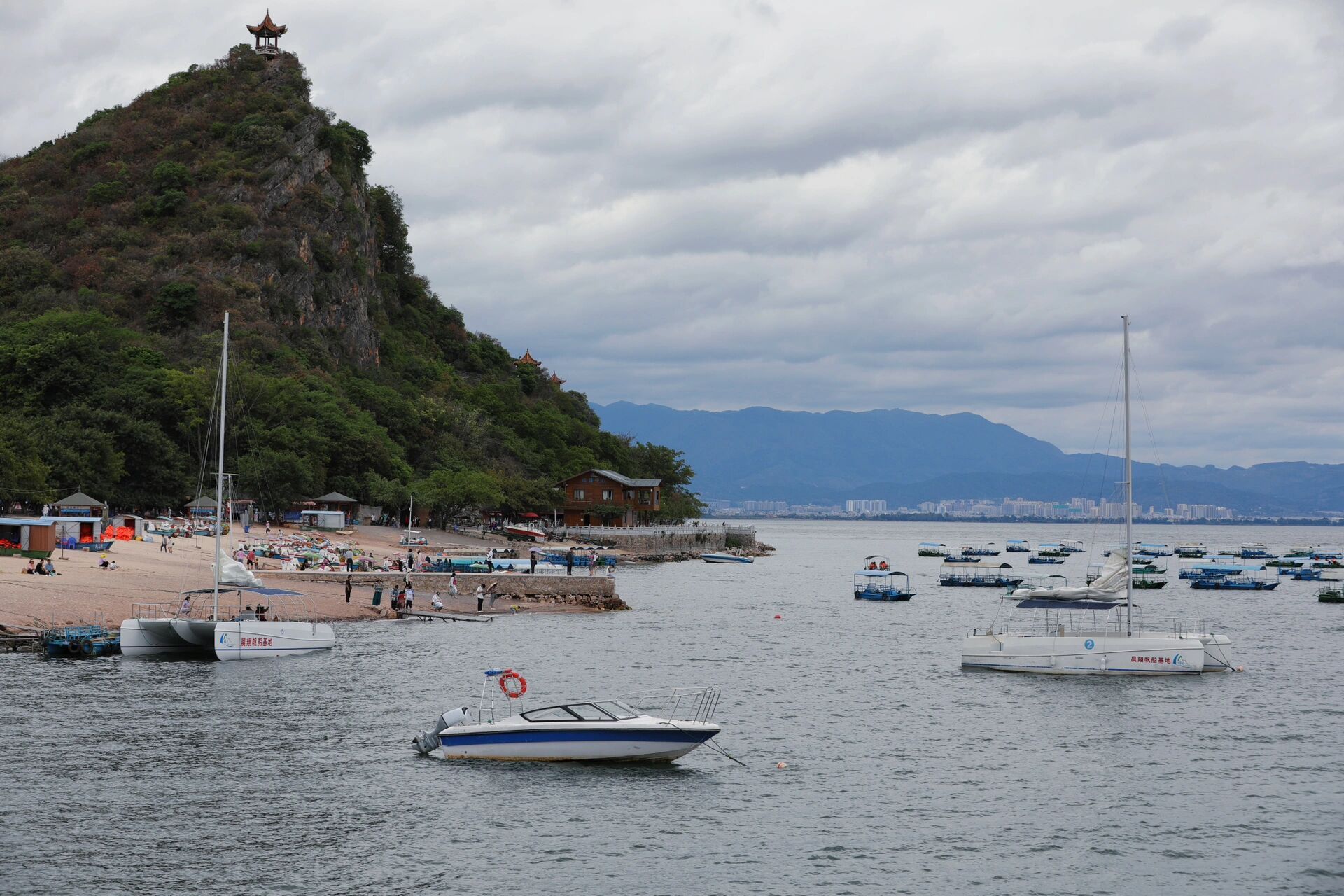 来抚仙湖|不要错过渌充风景区 禄充风景区是抚仙湖景区的主要景点之一