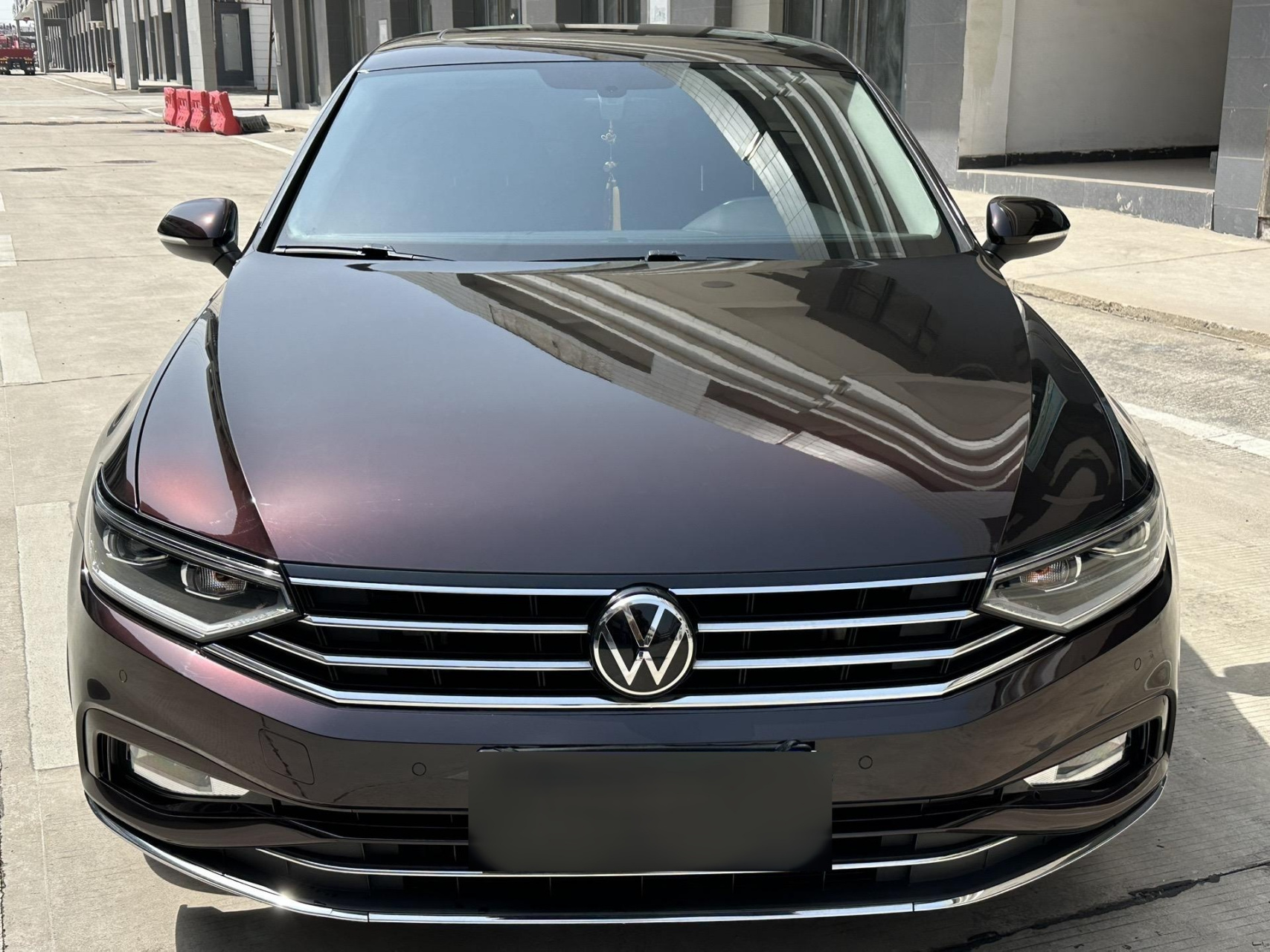 大众 迈腾 pet流光黑魅红 改色完工73