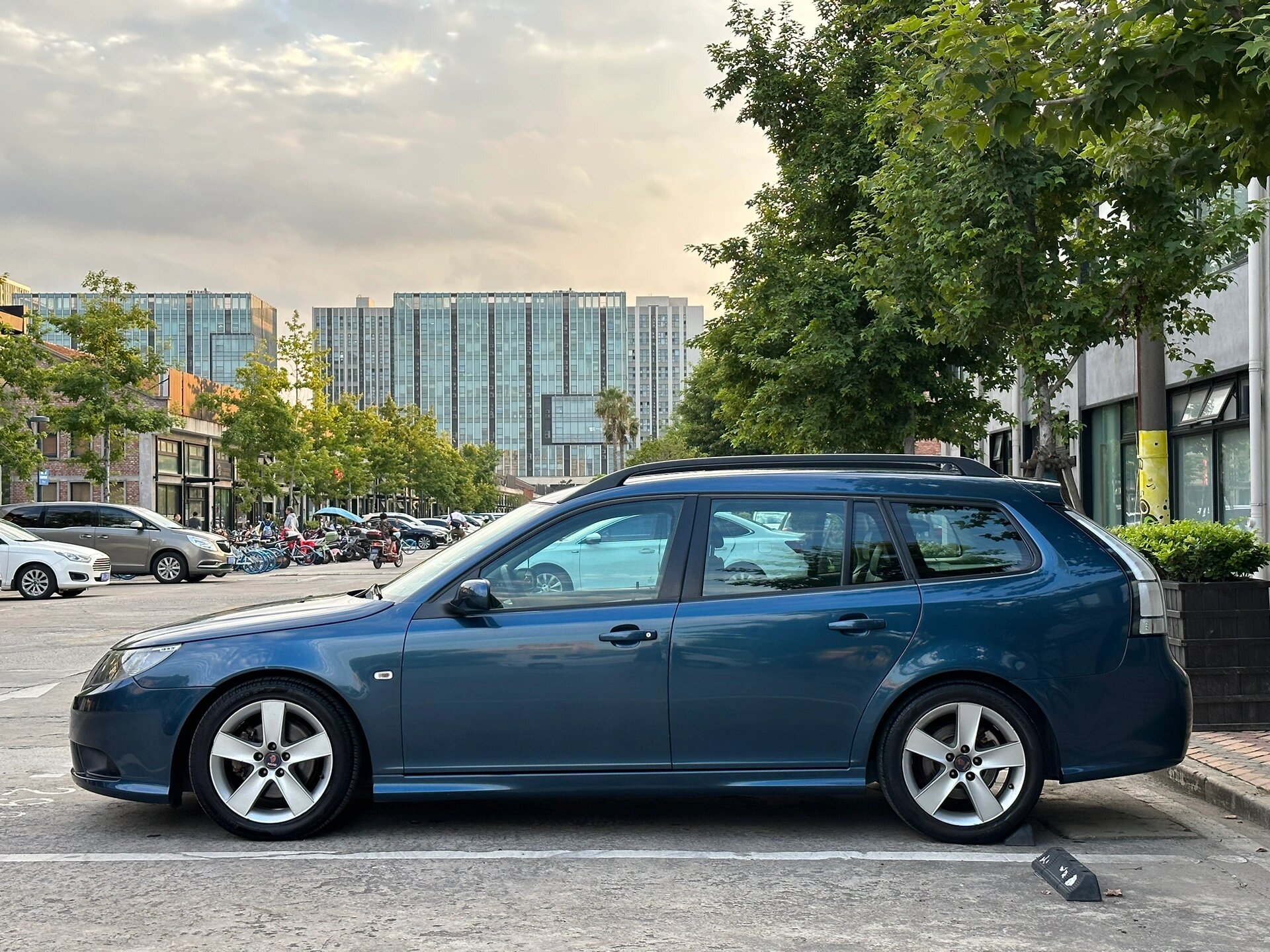 【贴地飞行器】萨博93旅行版 终于拿下了这台号称贴地飞行器的最美