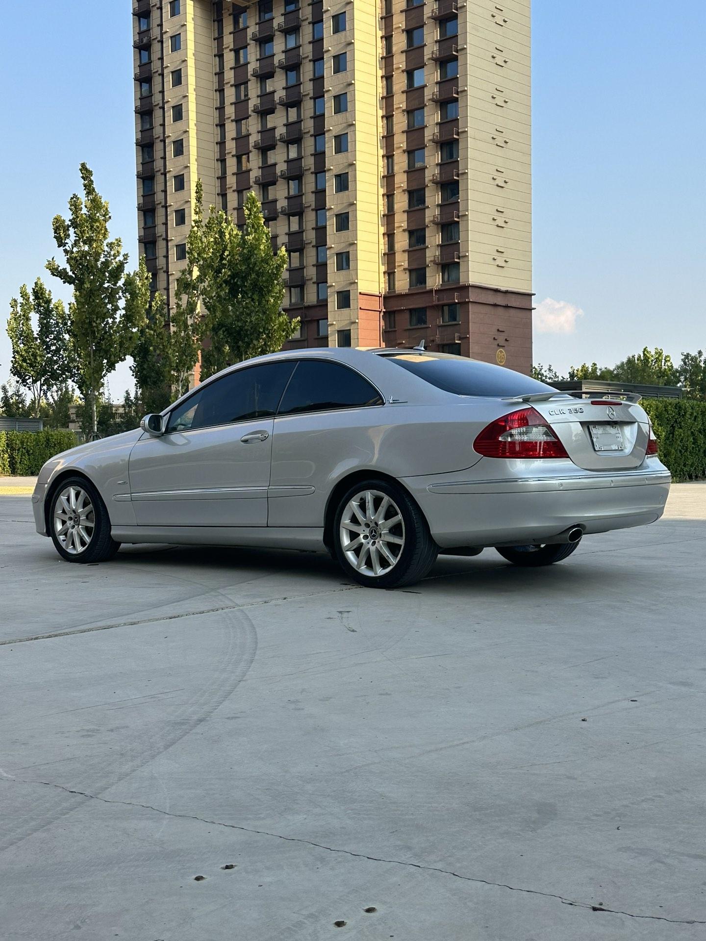 奔驰280se图片