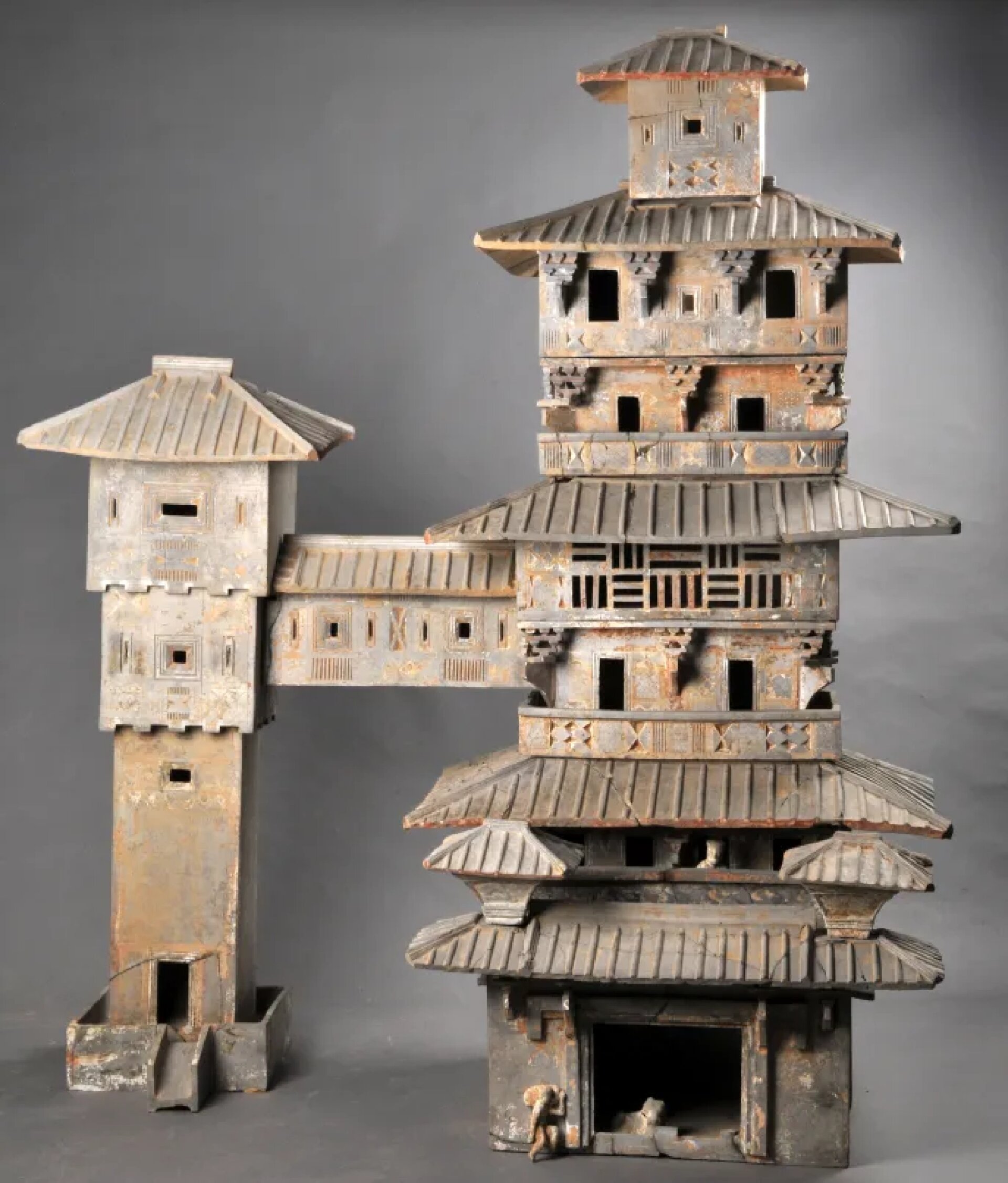 汉代的高层住宅建筑——七层连阁彩绘陶楼
