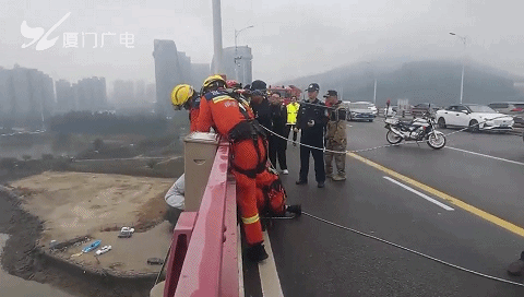 现场报道：车手情绪与现场氛围的简单介绍