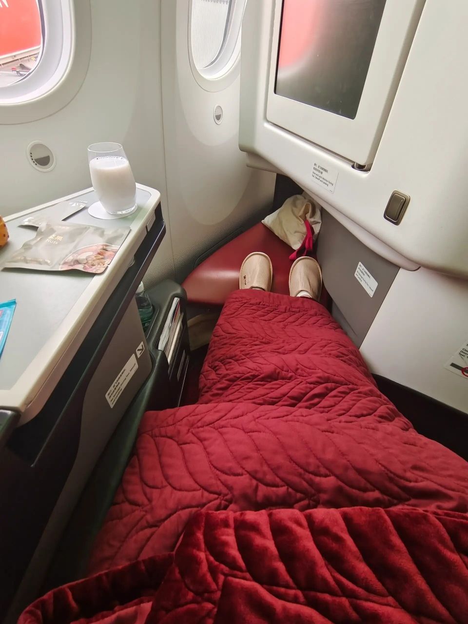 座位分享|海航波音787-9|b207v|公务舱  一般日落时候的航班,我都会