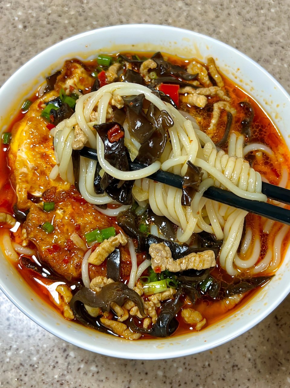 木耳搭配肉丝的口感简直了朋友们!
