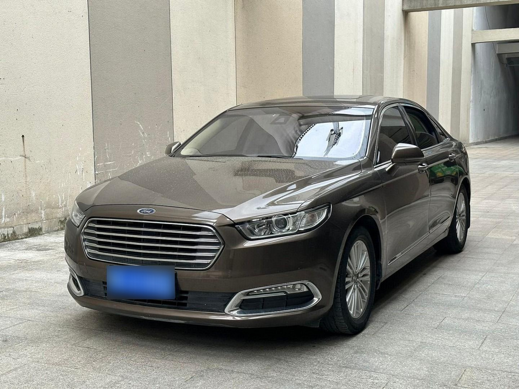 福特2015款金牛座2.0gtdieco. 福特 2015款金牛座 2.