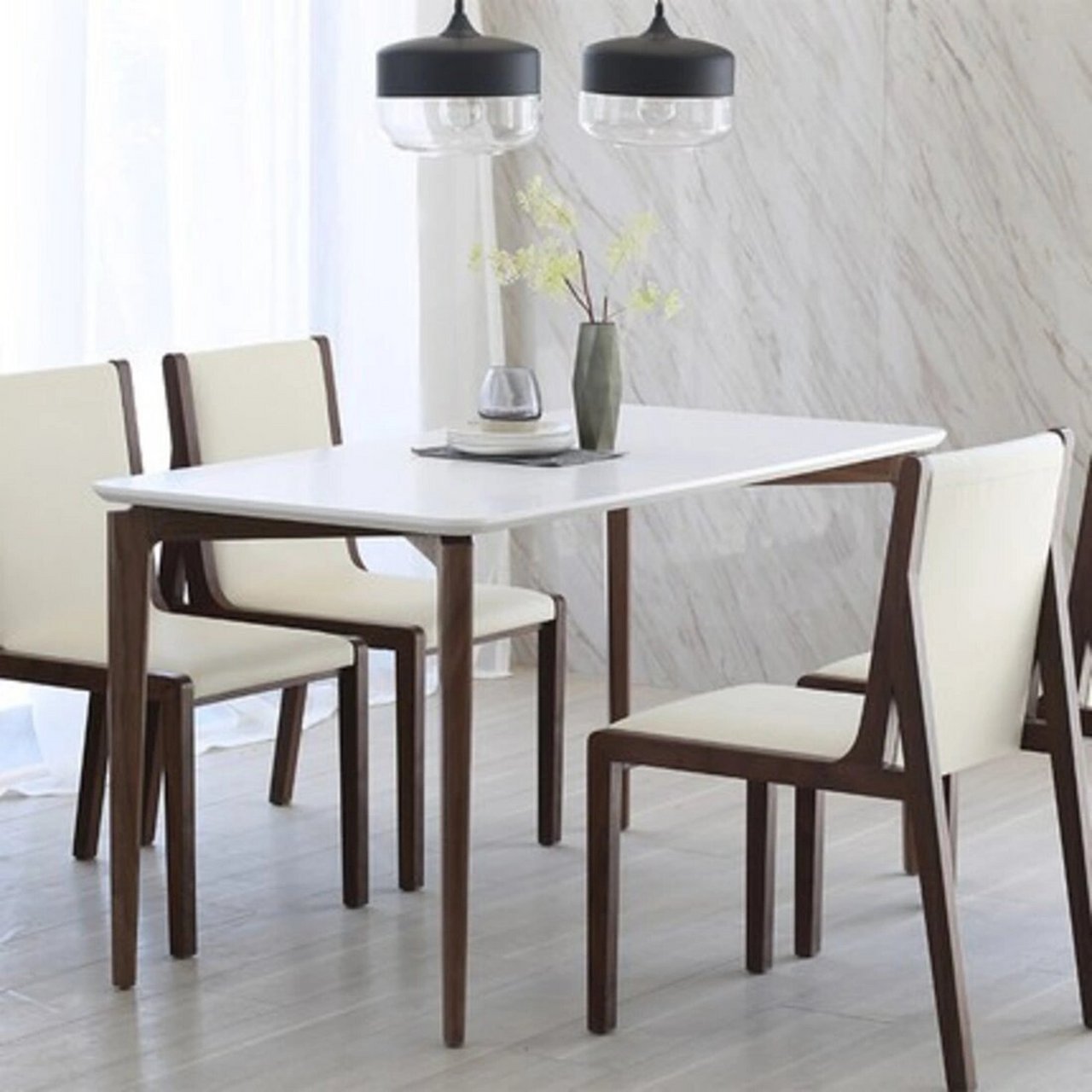 餐桌怎么选呢 顾家家居意式岩板餐桌椅组合简约橡胶木饭桌7023餐台 橙