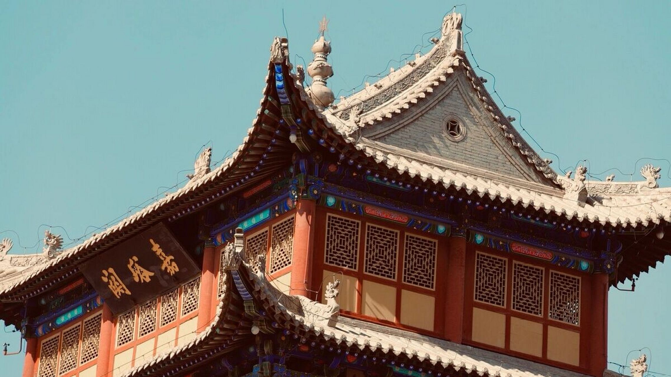 古建筑文化:中国古代著名关城之嘉峪关 嘉峪关,位于今甘肃嘉峪关市西5