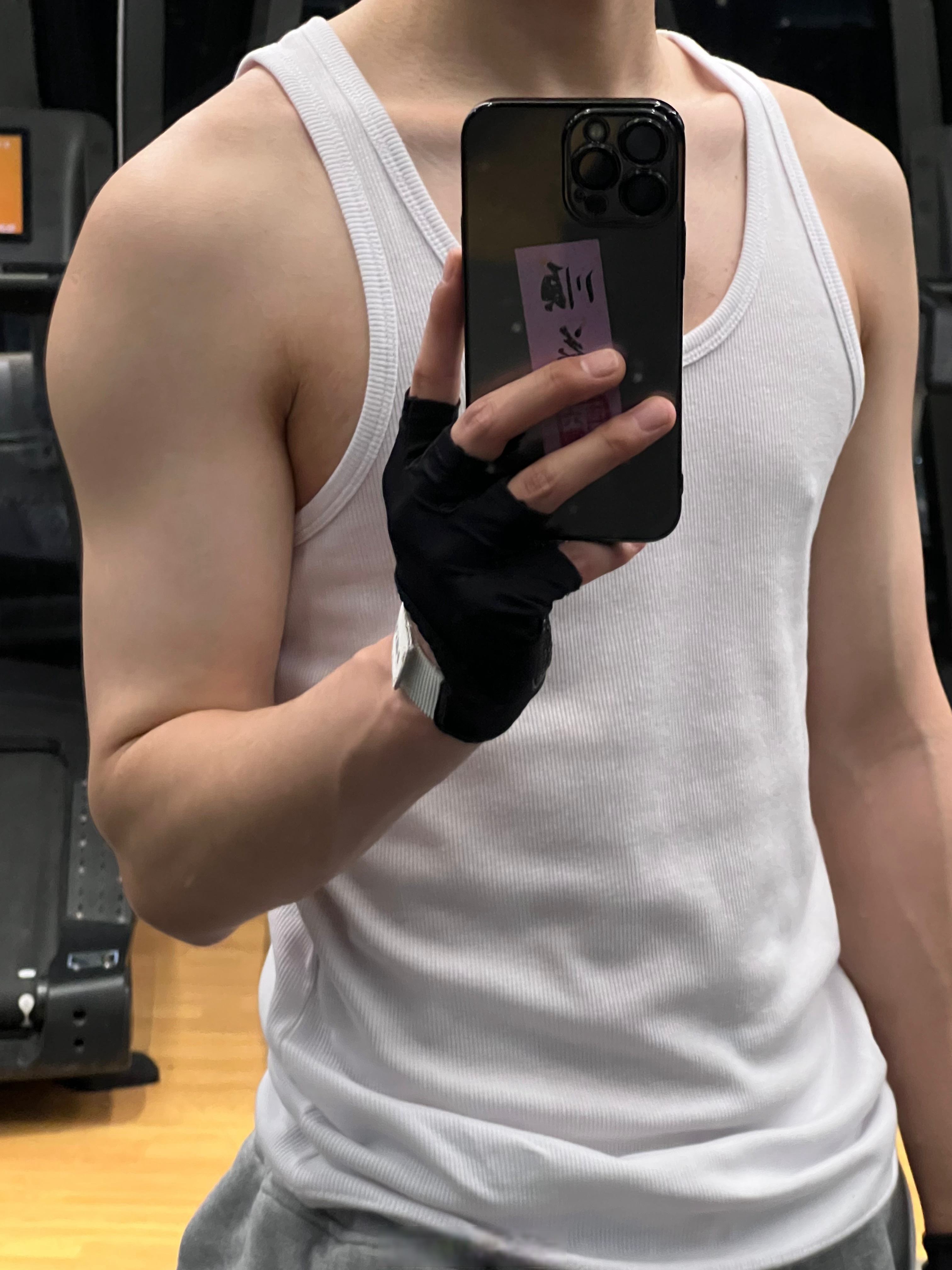 之前在网上看到找一个安静舒服喜欢的公园待二十分钟