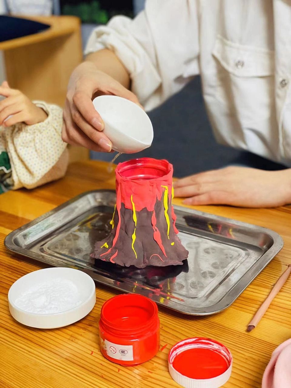 科学小实验——火山喷发99 909090 分享一组科学小实验 78