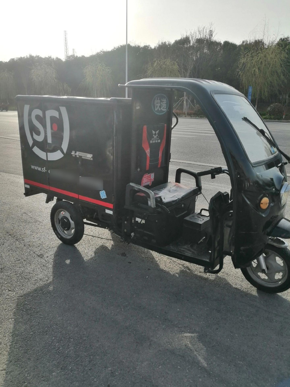 新乡二手电动车,二手快递三轮车,新到二手顺丰快递三轮车,大品牌,转让