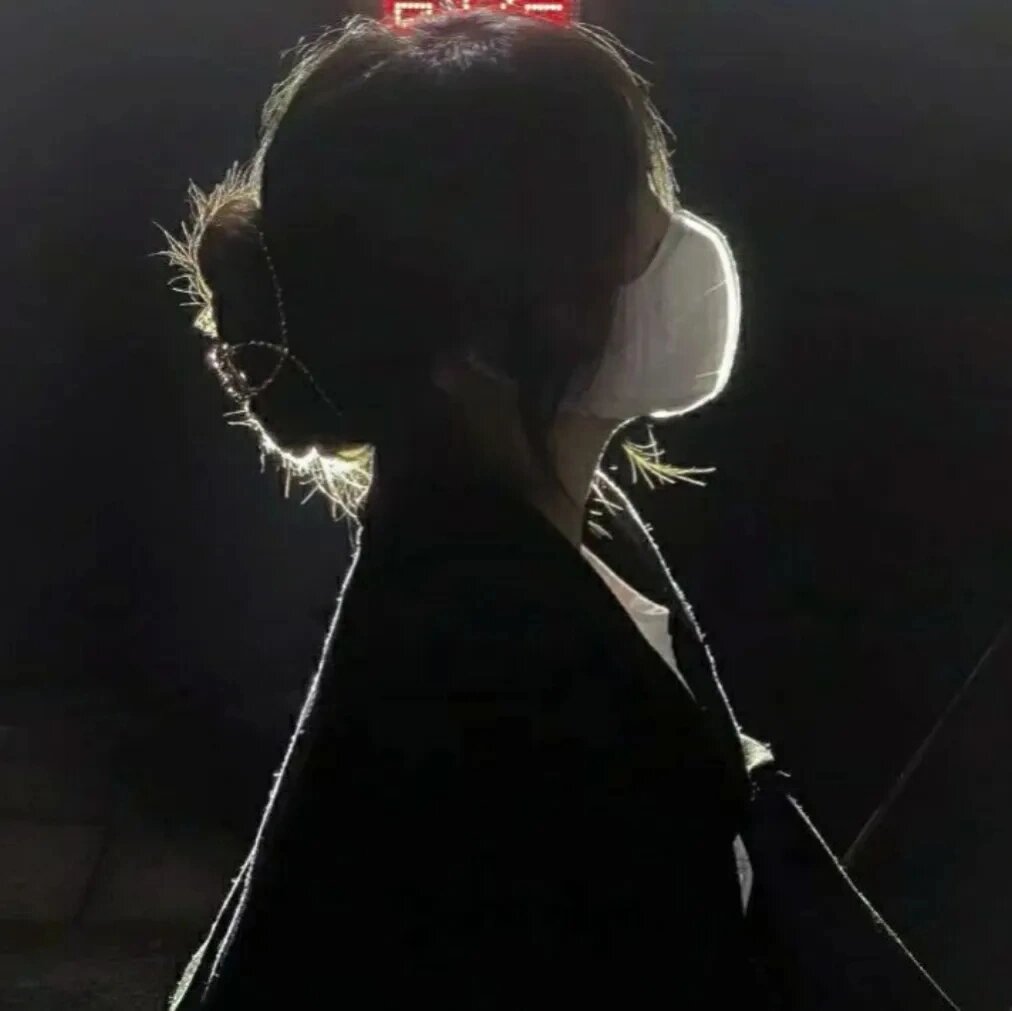 伤感失落女头