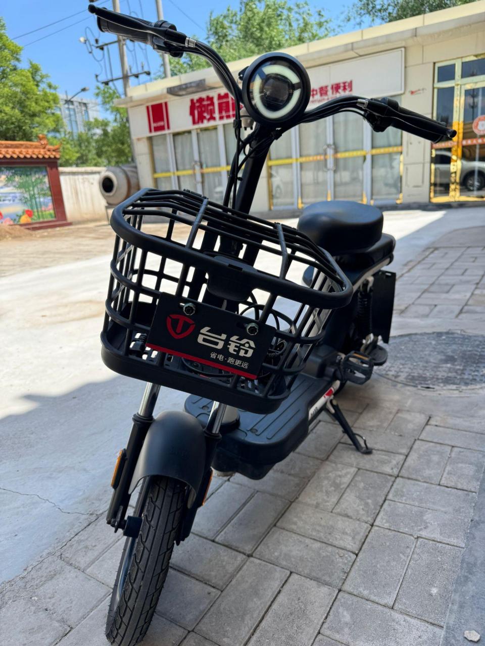 台铃电动车.4812的电瓶续航25~30.公里.刚换了两条新轮胎.车况精品.