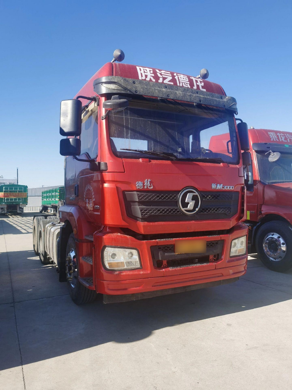 陕汽德龙新m3000,潍柴12升460马力发动机,法士特12档变速箱,汉德后桥