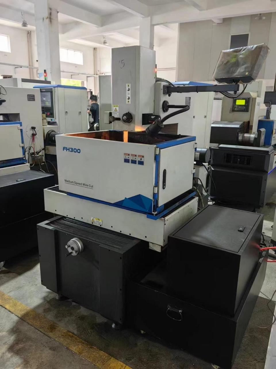 瑞钧中走丝 2020年fh300瑞钧5台行程300*400,5.