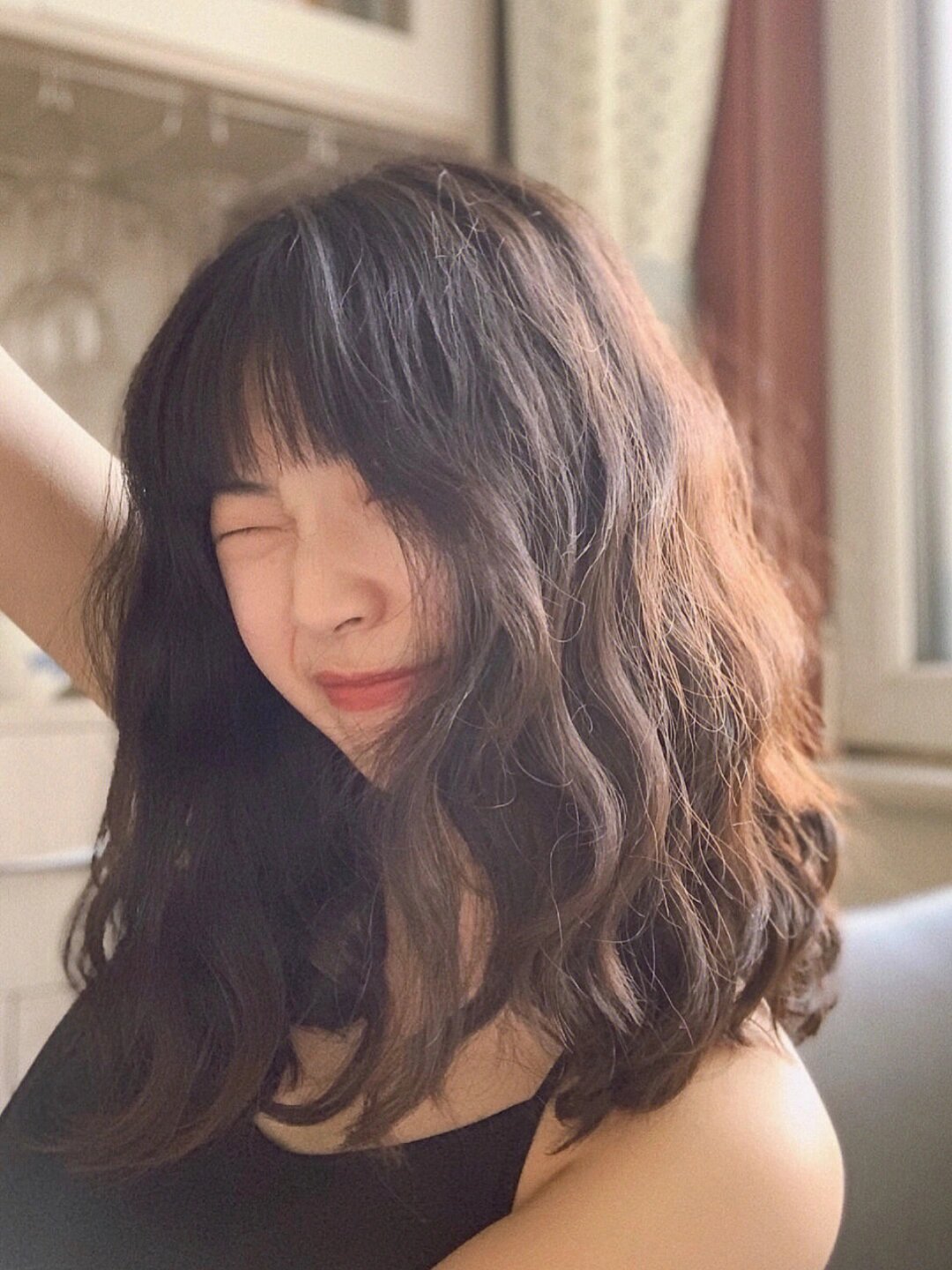 适合方圆长脸今年很火的法式烫发发型之一无论长中短都是可以烫的