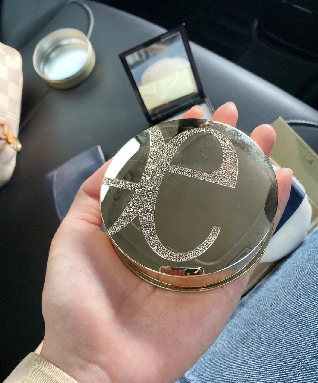 定妆粉蜜粉饼    elegance雅莉格丝蜜粉饼27g持久定妆粉 e大饼散粉