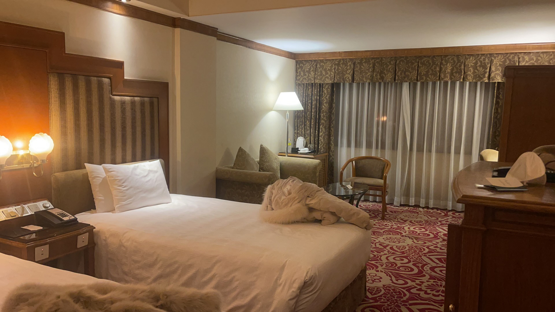 酒店:新丽华 当天入住已经是半夜所以匆忙拍照91酒店交通7615