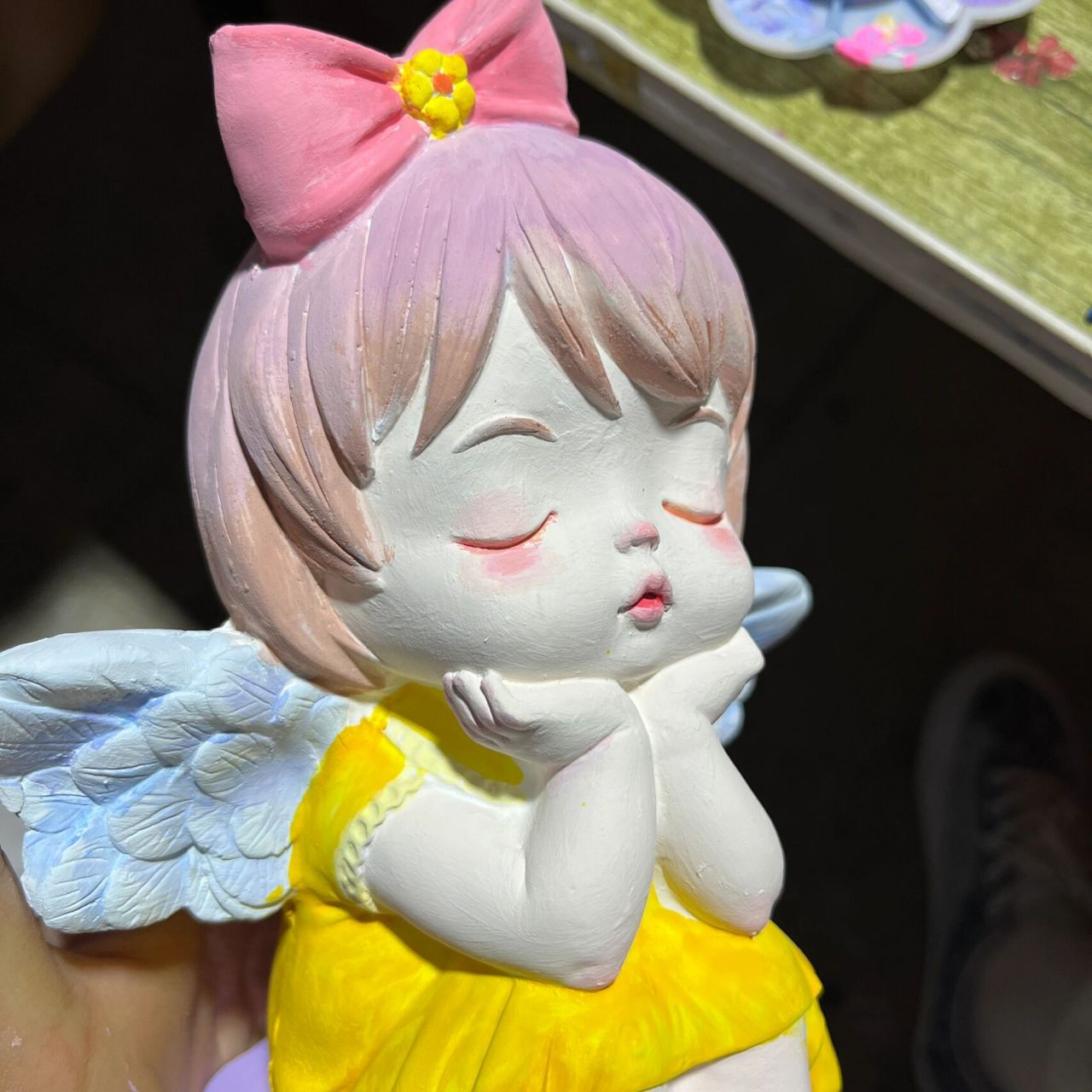 一个半小时画的小天使石膏娃娃～ 这个石膏娃娃的造型真的是我见过最