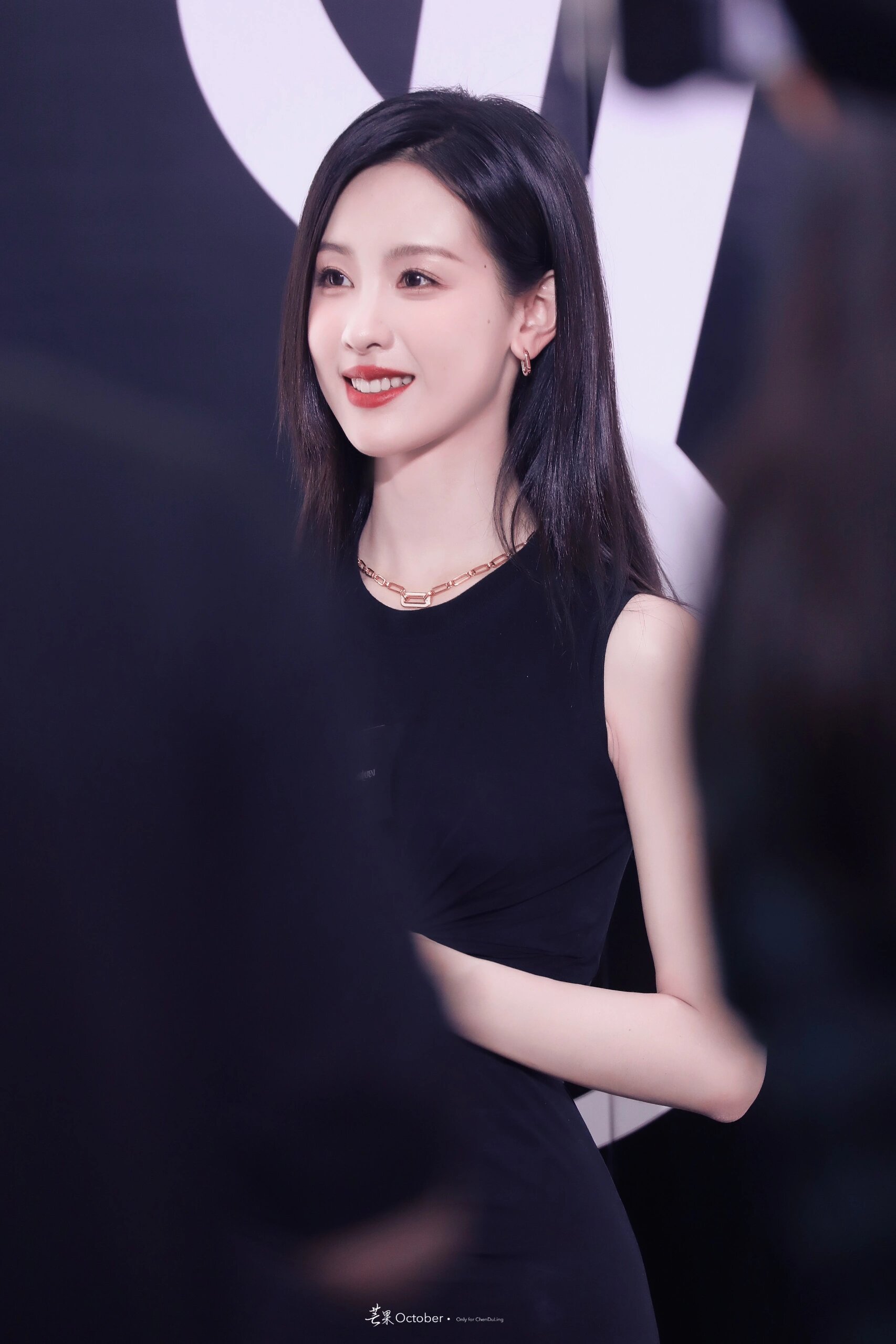 陈都灵最近照片高清(陈都灵最近照片高清壁纸)