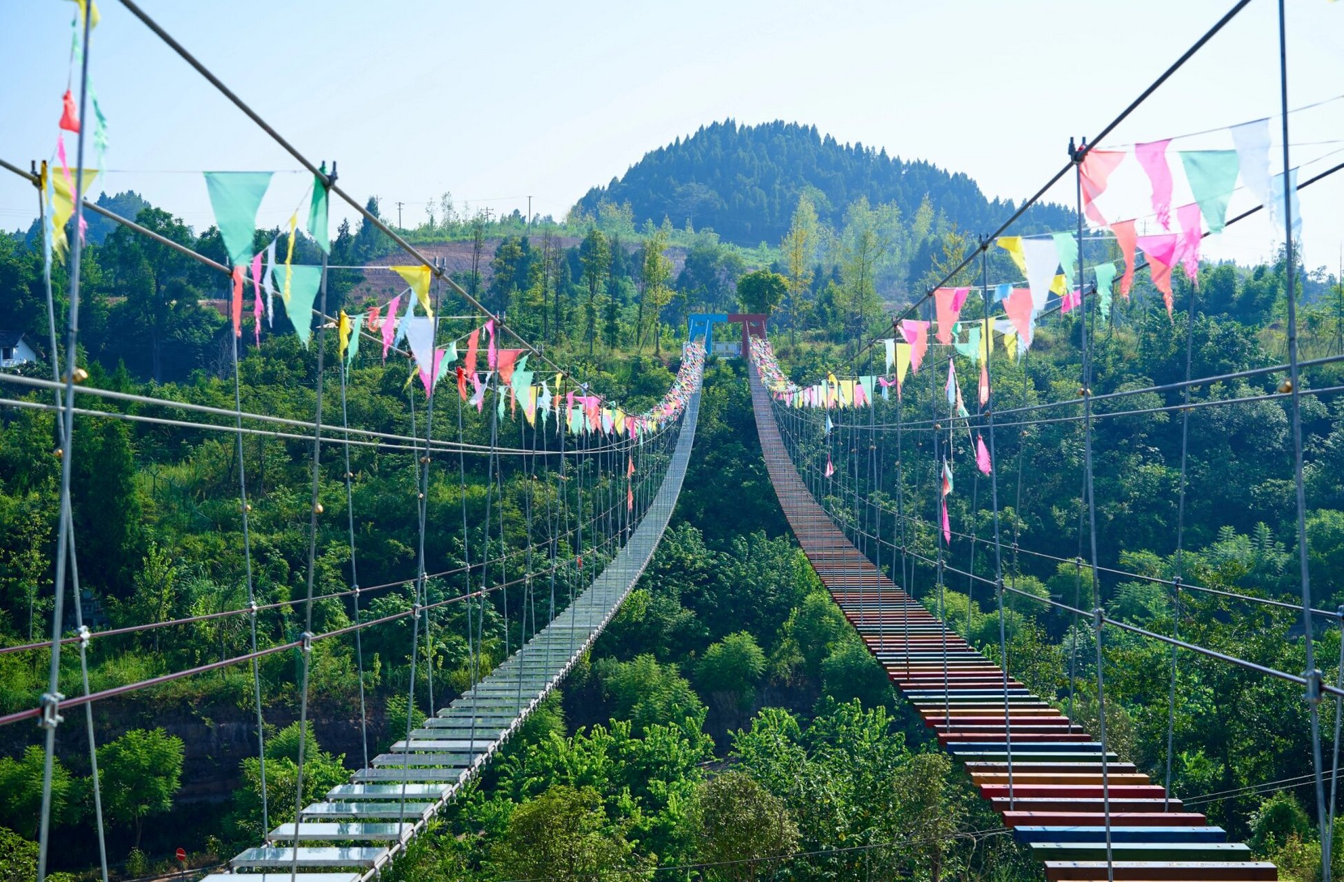 八尔湖旅游度假区 八尔湖旅游度假区位于四川省南充市南部县八尔湖镇