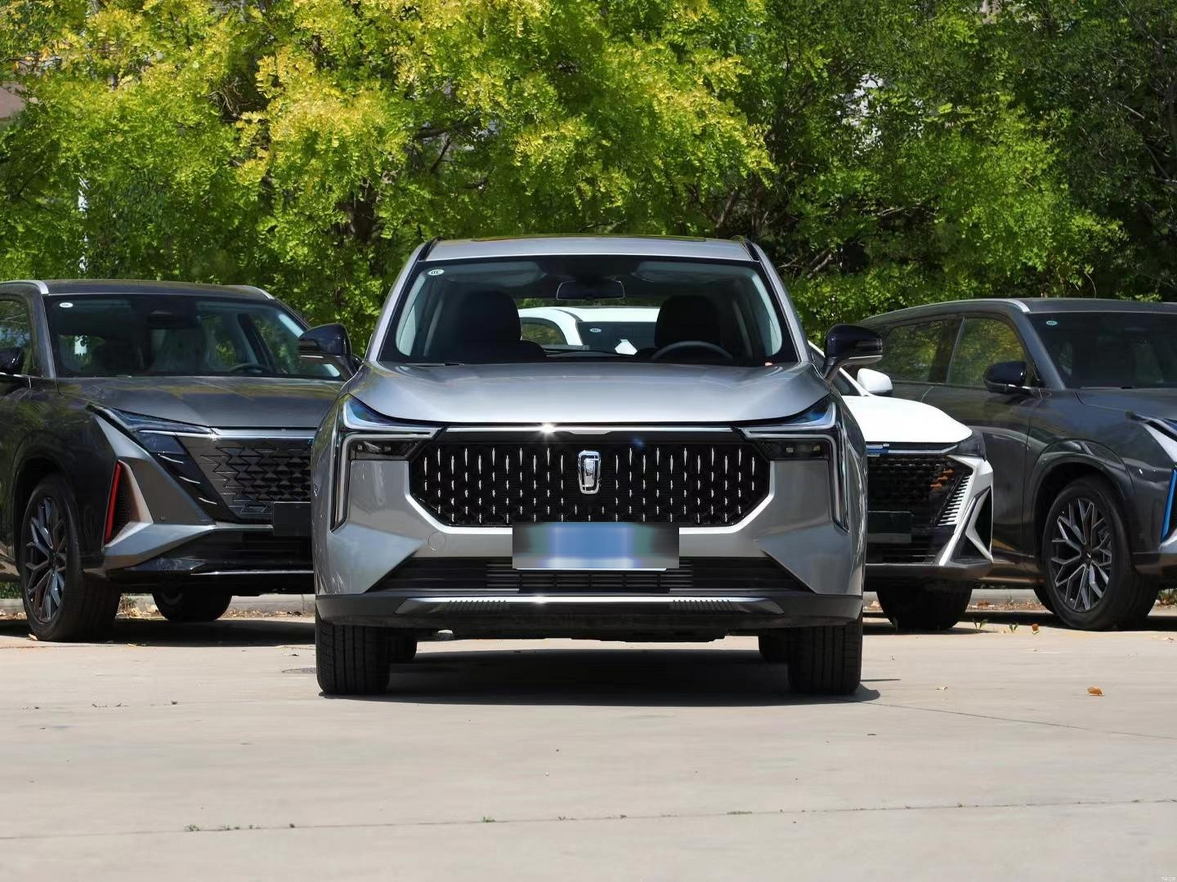 新上架 奔腾t55 2023款 1.5t 自动飞跃款 首付12999新车开回家