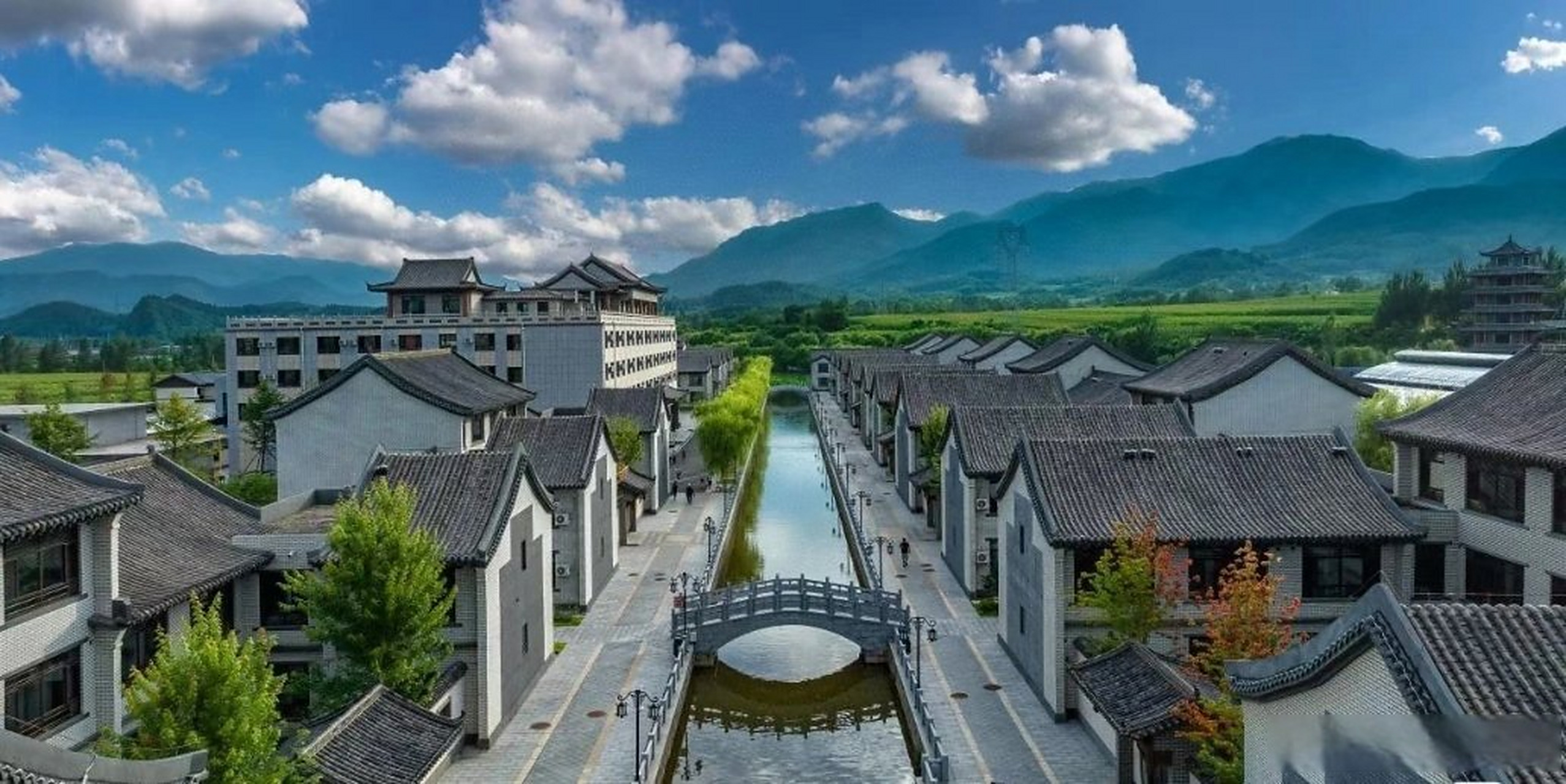 您##网红打卡地辽宁杠杠滴##振兴新突破辽宁杠杠滴# 本溪桓仁江南水镇