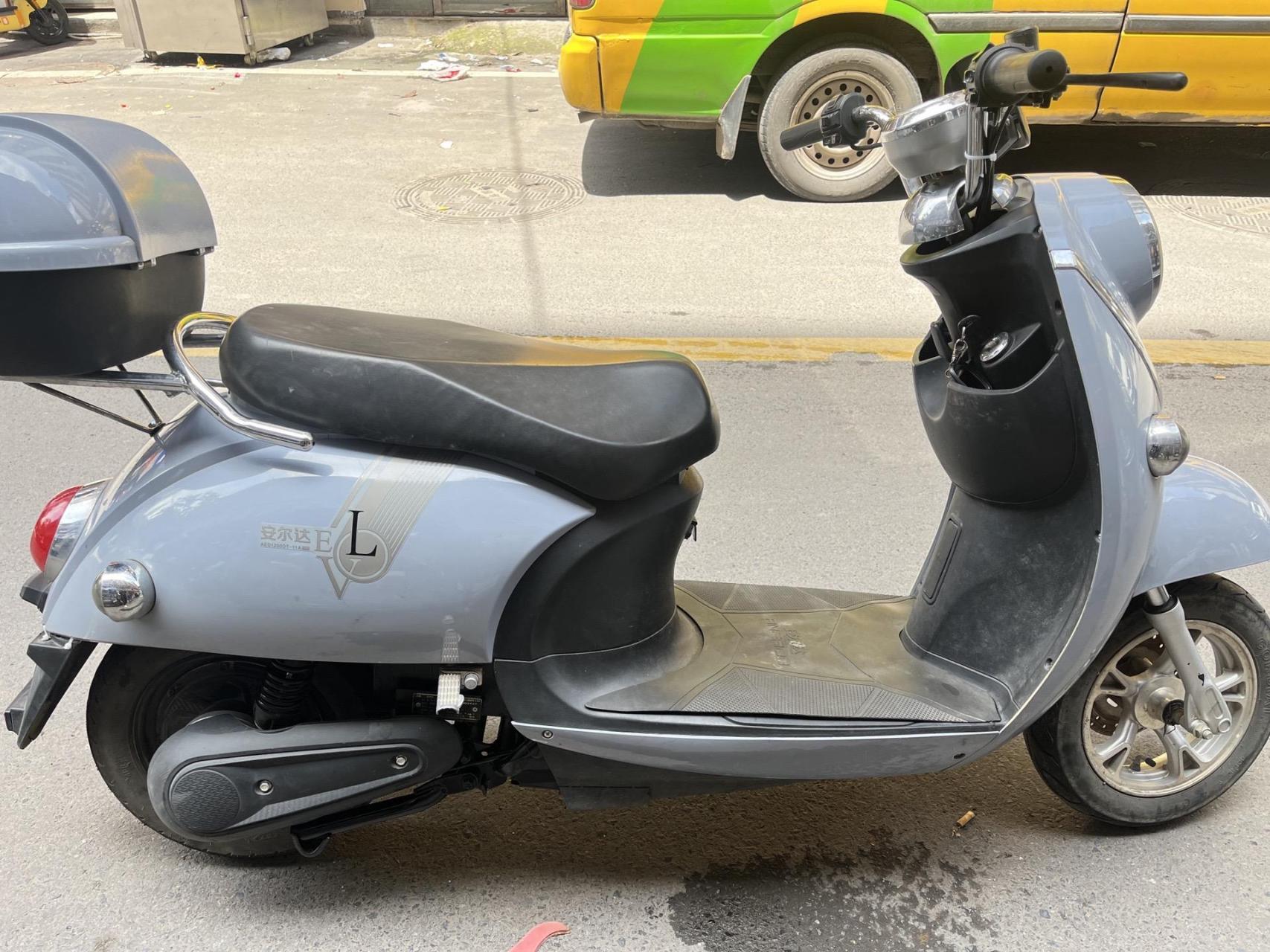 72v安尔达电动车