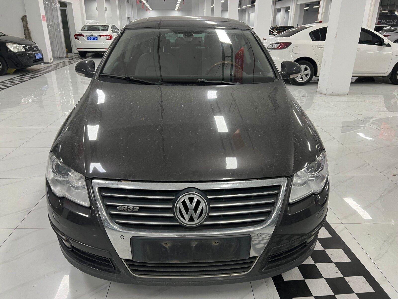 大众亮标车型轿车