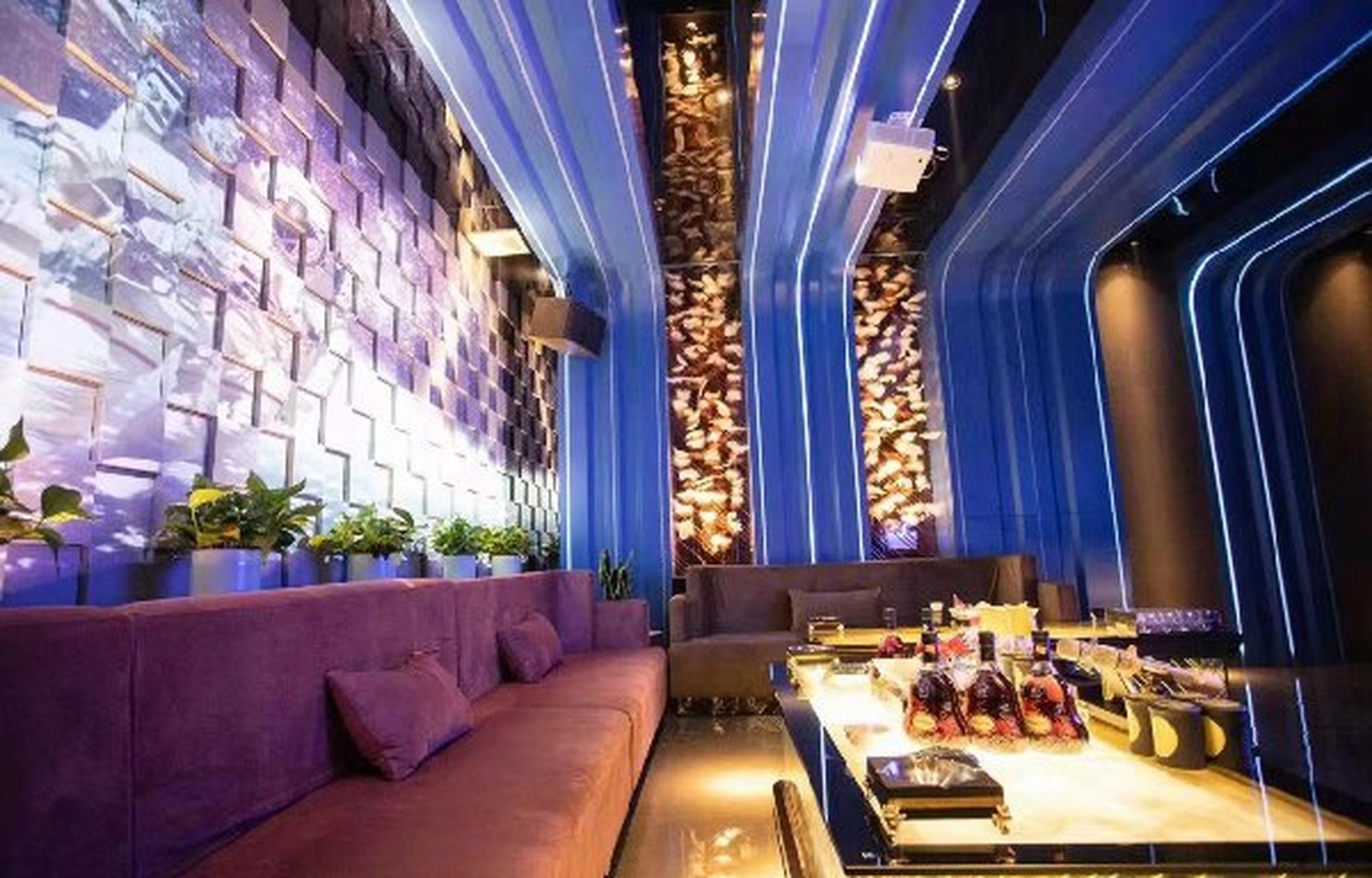 夜探西安碑林区叶问party ktv 叶问party k地址:西安市碑林区晨阳盛世