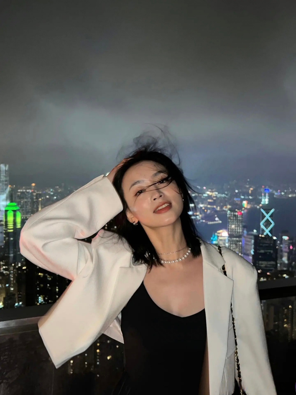 霍尊官宣与施冰岚恋情# 祝福祝福!