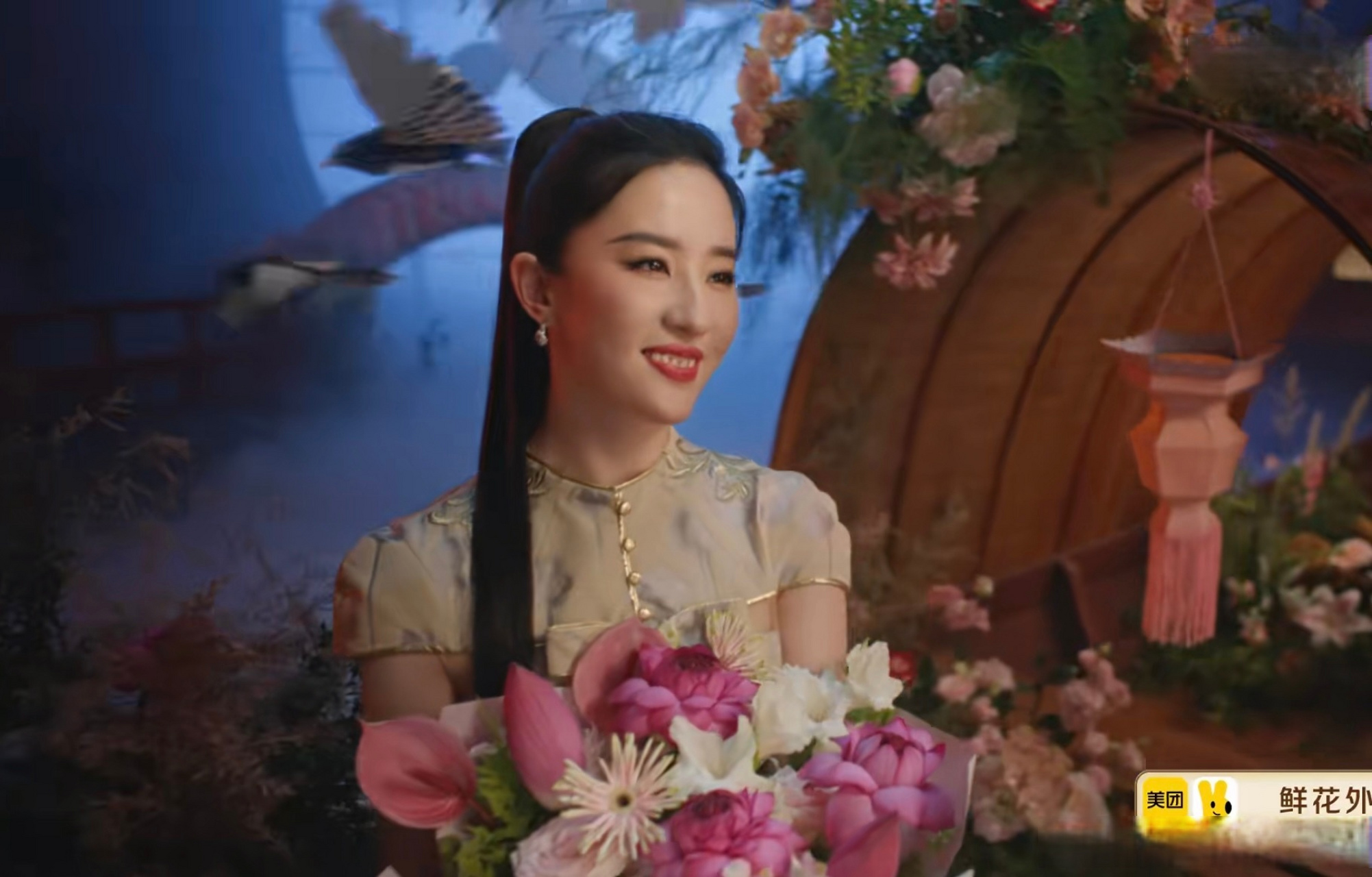 刘亦菲新中式广告片确实拉高了美团的品牌形象,美团是会找代言人的.