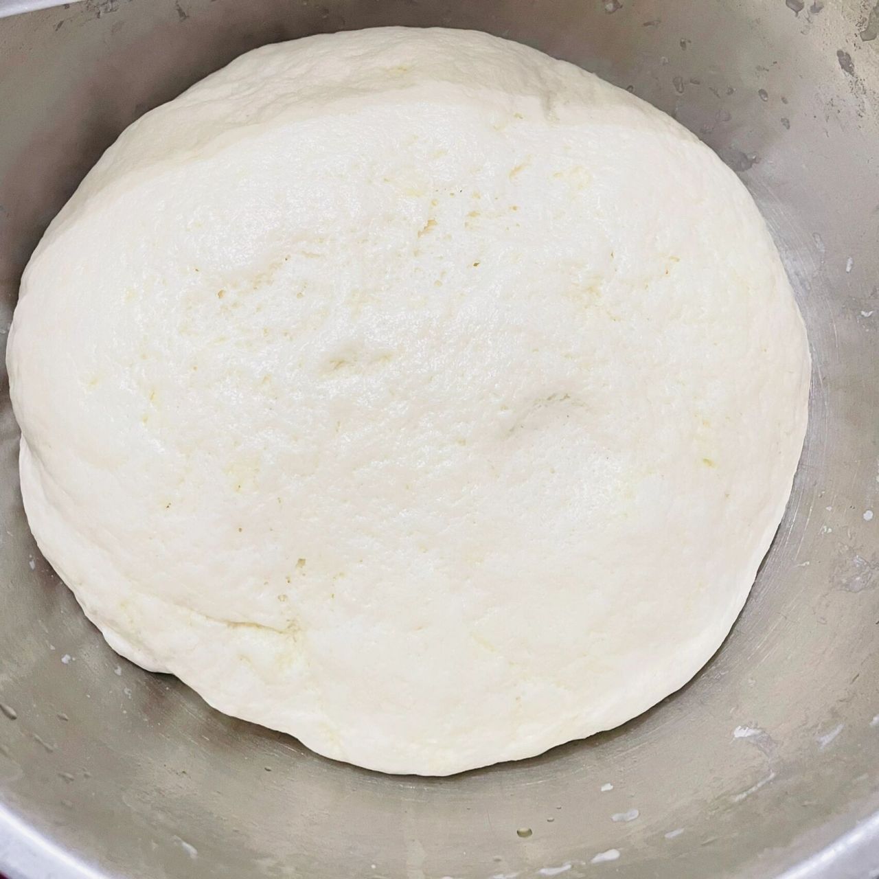 蒸包子详细教程(超好吃的鸡肉玉米馅) 1-发面——500克面粉(大概两碗