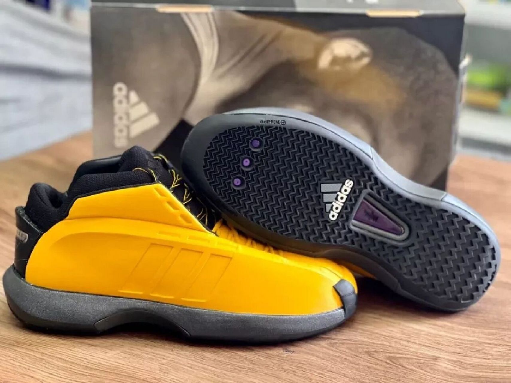 这颜色会复刻吗 the kobe one全明星黑黄配色 今年会复刻否#科比