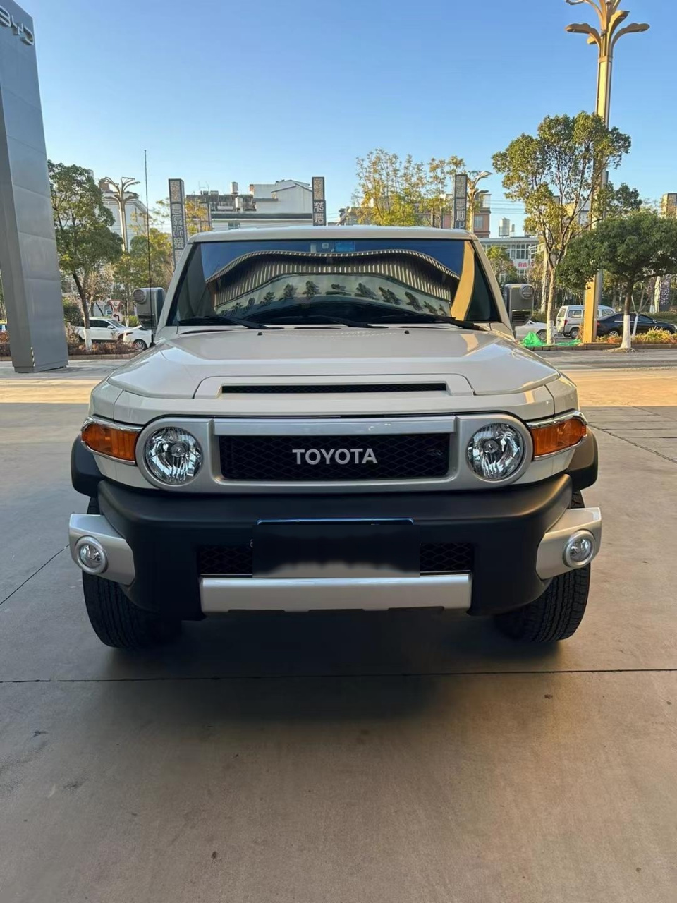 19年5月上牌fj酷路泽4.