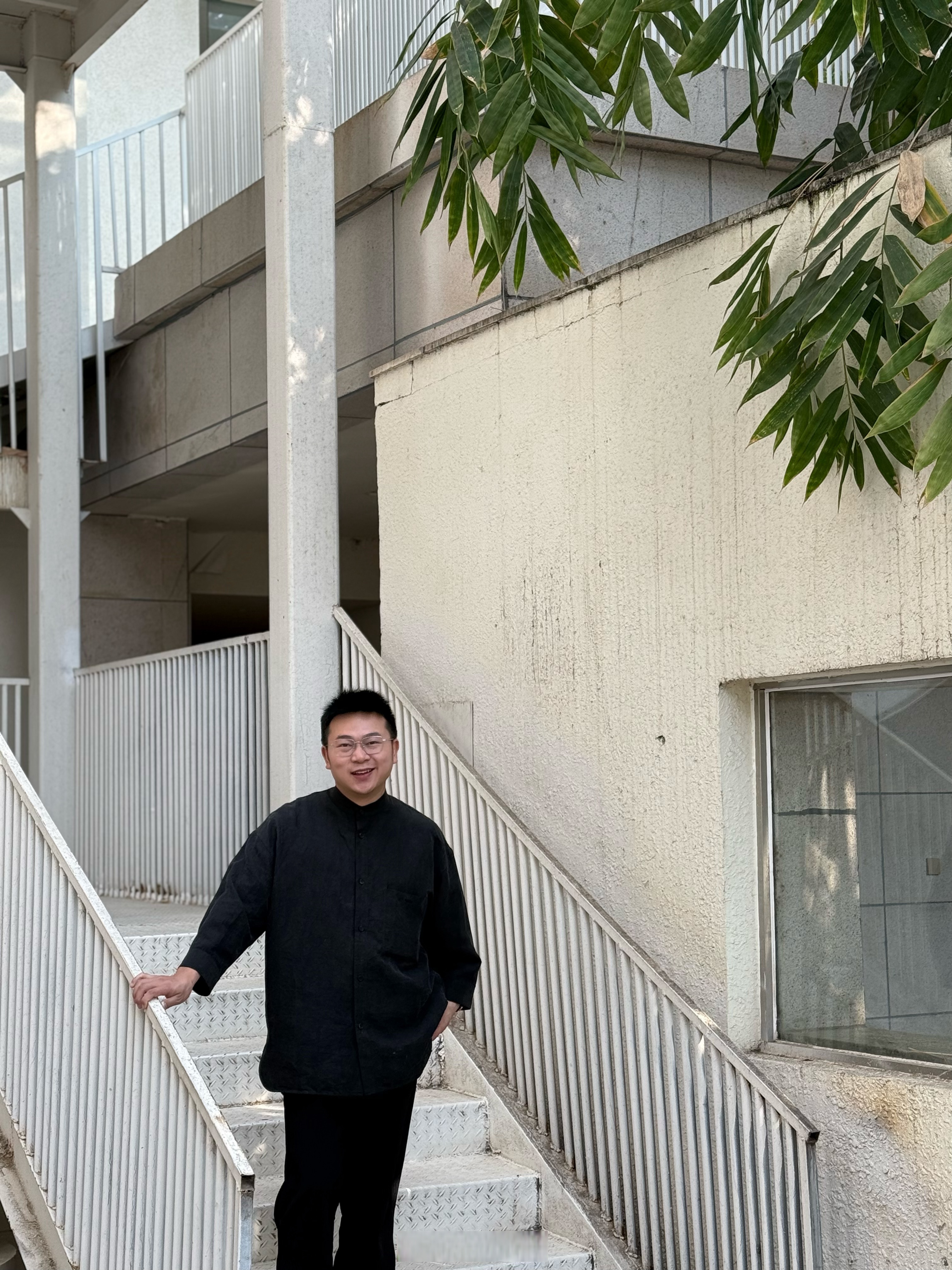 我在学校的宿舍睡不好 宿舍成了困住我的深渊与笼