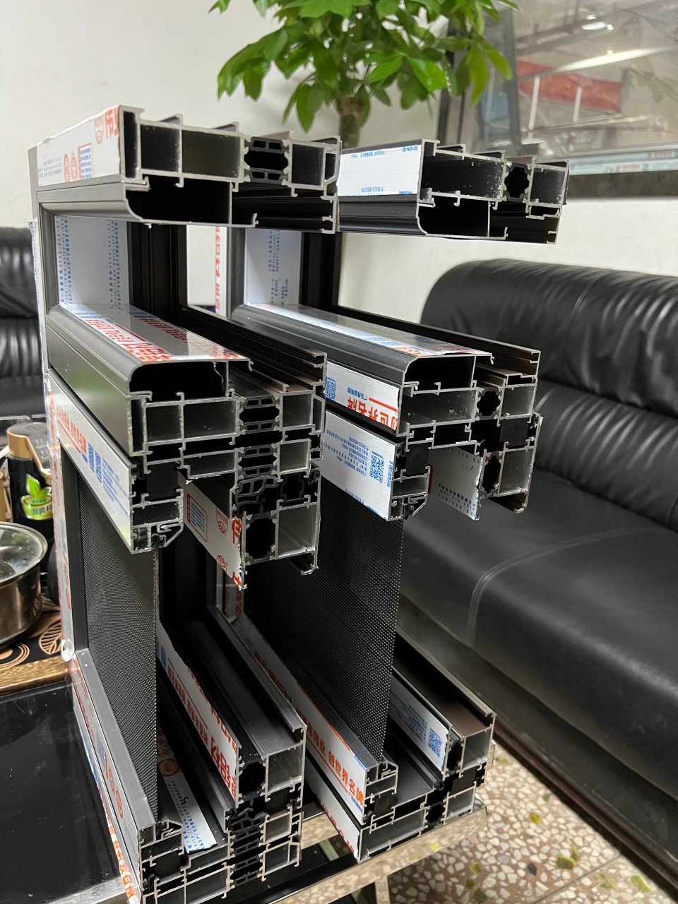 长沙伟业铝材110断桥598元一平方免开窗费!