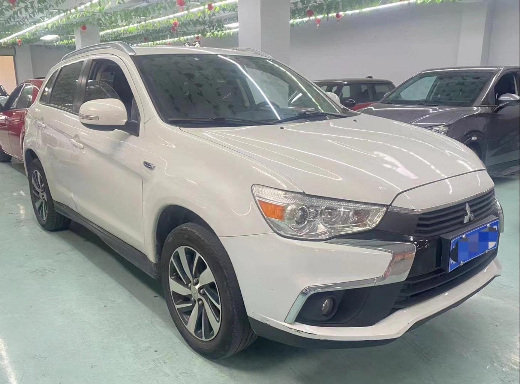 新到19年三菱劲炫 2.0  年检保险6月 自动挡天窗  极品车况