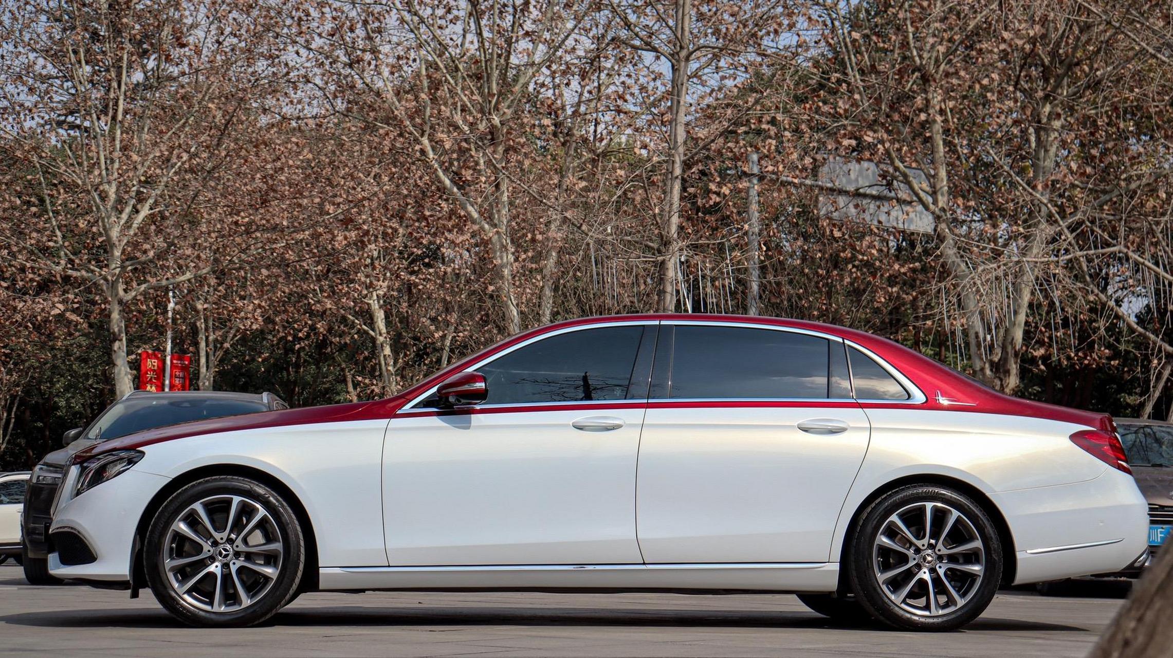 奔驰e300l双拼改色膜案例.